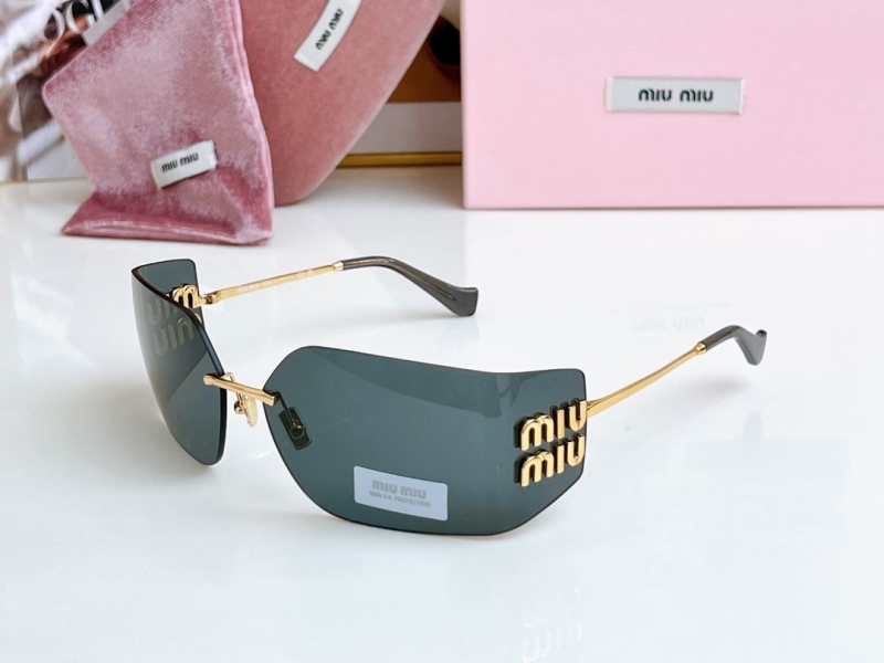 MIU MIU
